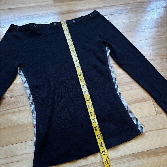 Burberry London Off-the-Shoulder Knit Sweater with Signature Check Trim - Size 1 - Picture 4 of 12
